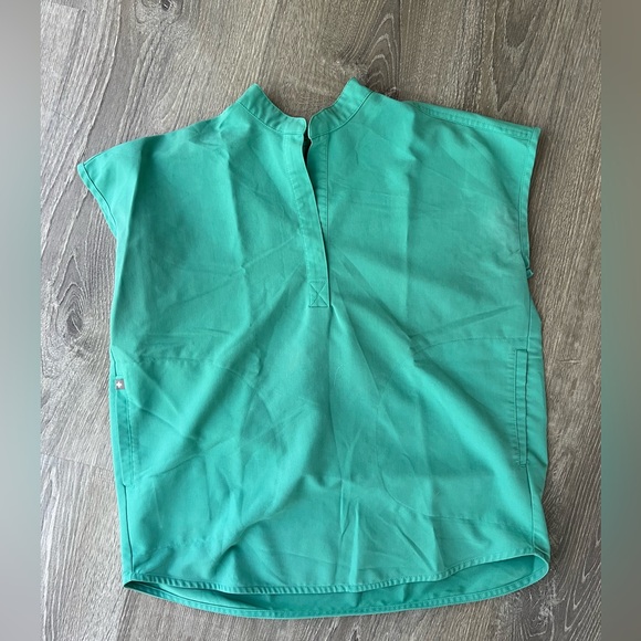 Figs-Rafaela Oversized Scrub Top - Picture 1 of 2